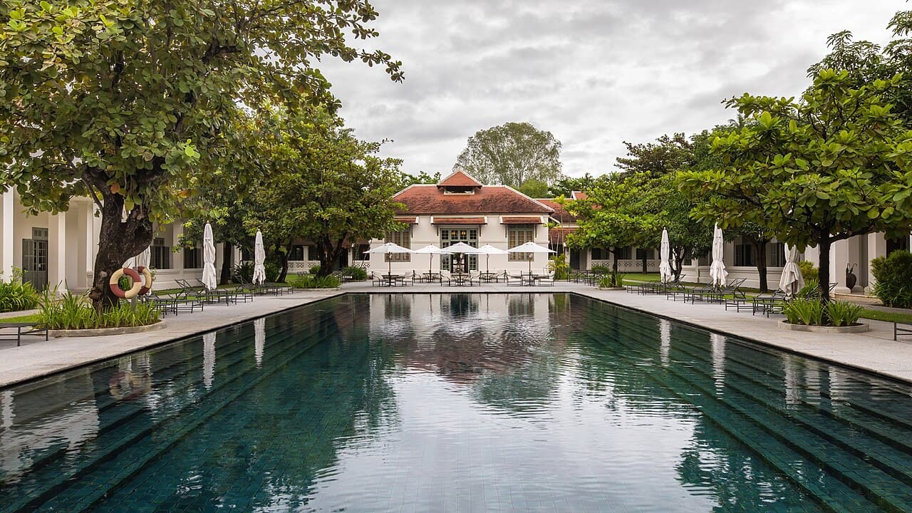 Luxury Resorts & Spas
